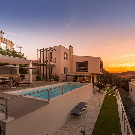 Agave - Four Bedroom With Swimming Pool * Zaton (Dubrovnik-Neretva)