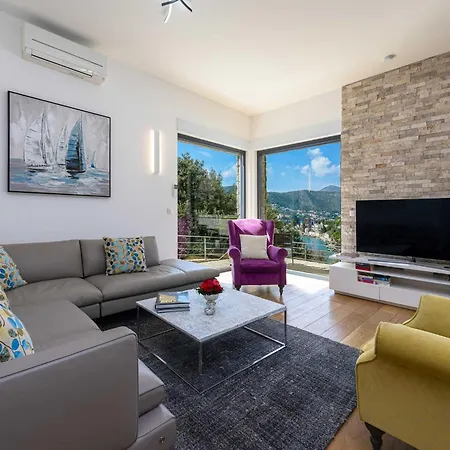 Agave - Four Bedroom With Swimming Pool Vila *