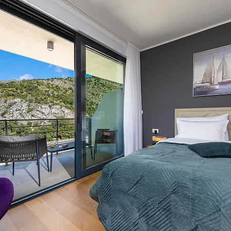 Agave - Four Bedroom With Swimming Pool Willa