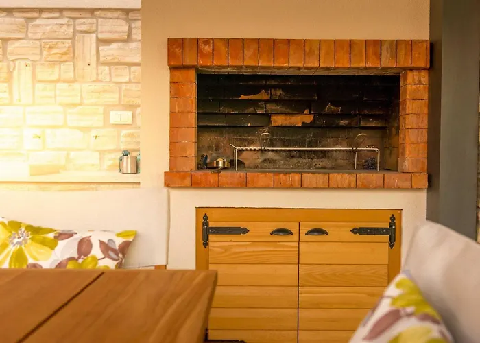 Agave - Four Bedroom With Swimming Pool *