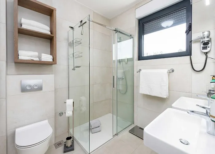 Vila Agave - Four Bedroom With Swimming Pool Zaton (Dubrovnik-Neretva)